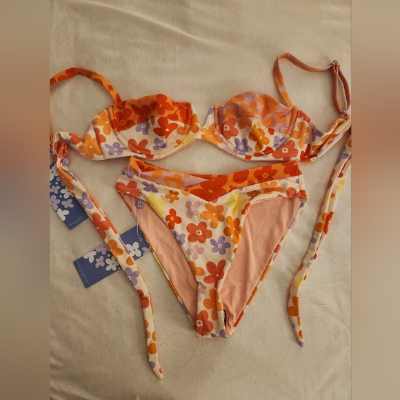 Blackbough Valentina TSITP Swimsuit - Picture 5 of 7